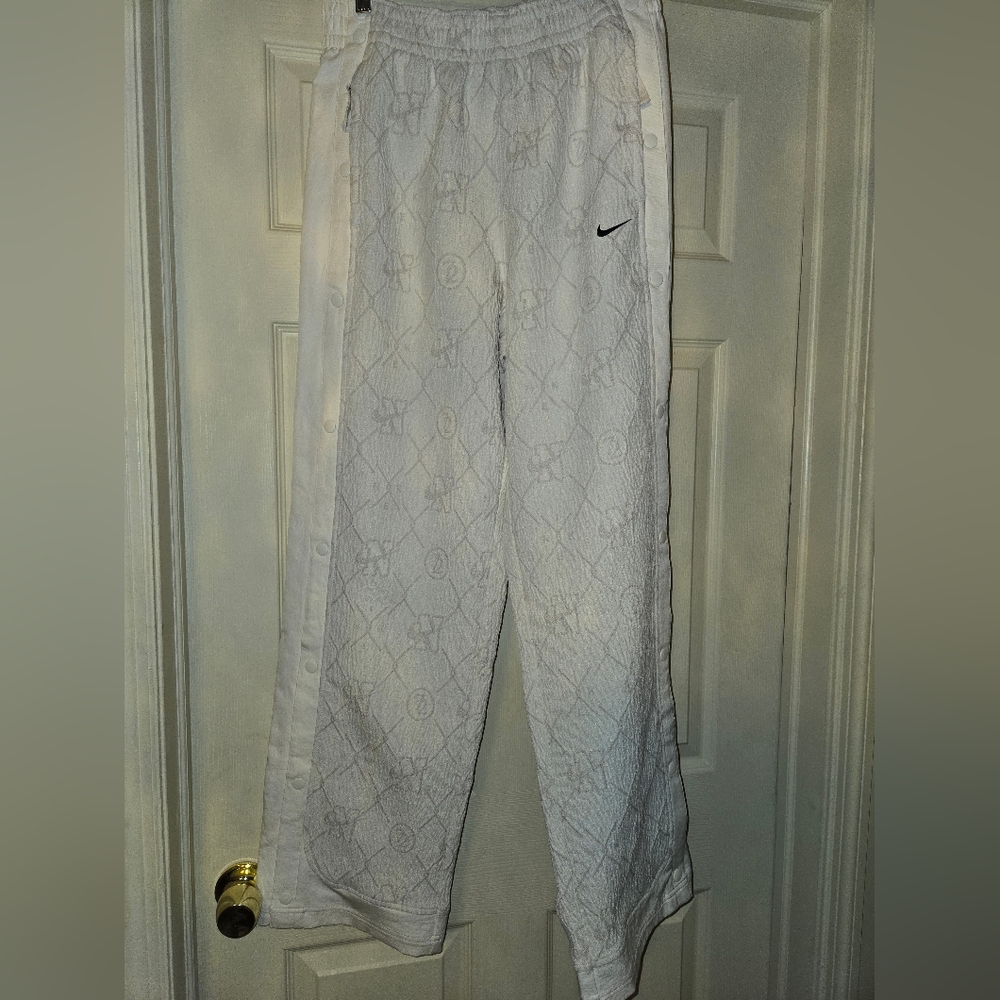NWT Nike Signature Woven Track Pants - Picture 3 of 8